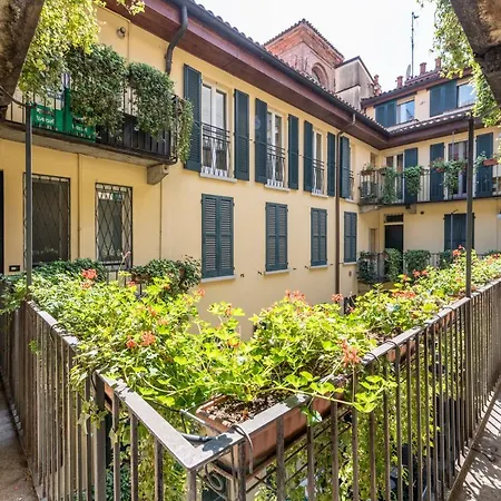 Royal Centro Garibaldi 아파트 *